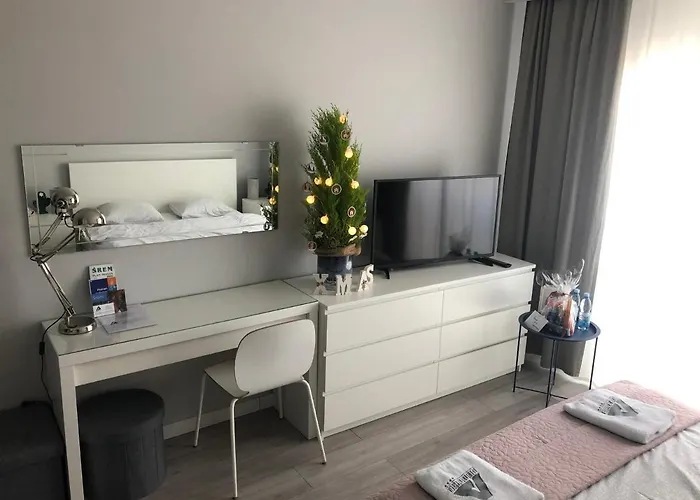 Korner Chelmonskiego Apartment